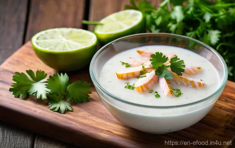 페루 전통 음식 세비체 - **Prompt:** A close-up, vibrant, and appetizing shot of the essential ingredients for "Leche de Tigr...